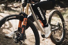 Fox 40: La nuova forcella che rivoluziona il ciclismo!